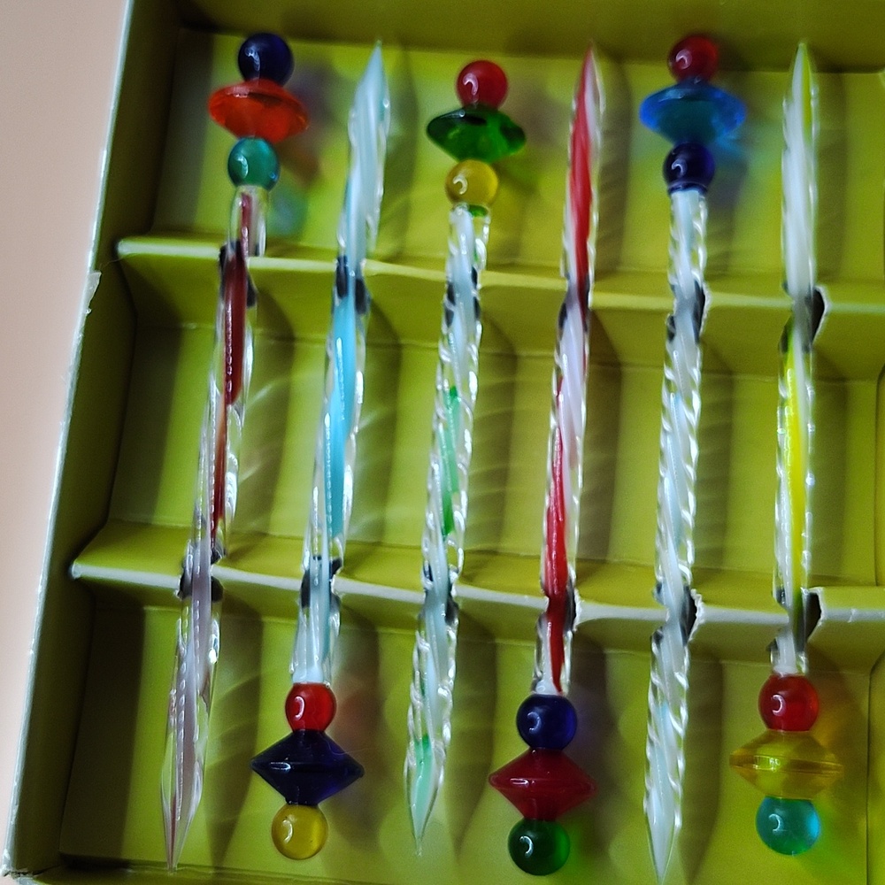 Pier 1 Blown Glass Swizzle Sticks/ Drink Stirrers Set Of 6 - Picture 4 of 4